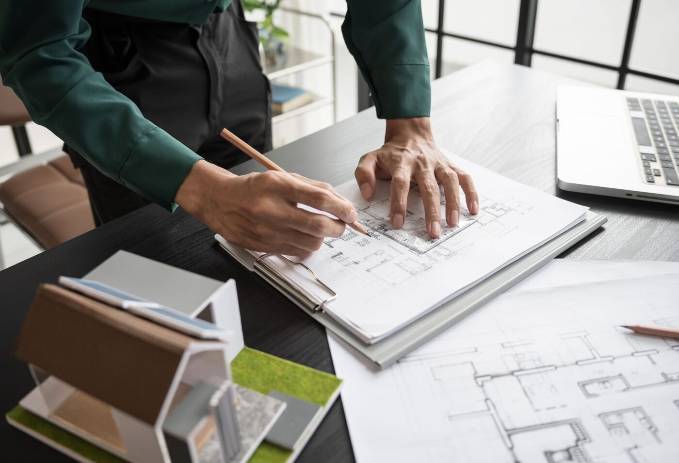 Beratung und Planung eines Bauvorhaben für PV-Anlagen um maximale Rendite zu nutzen.